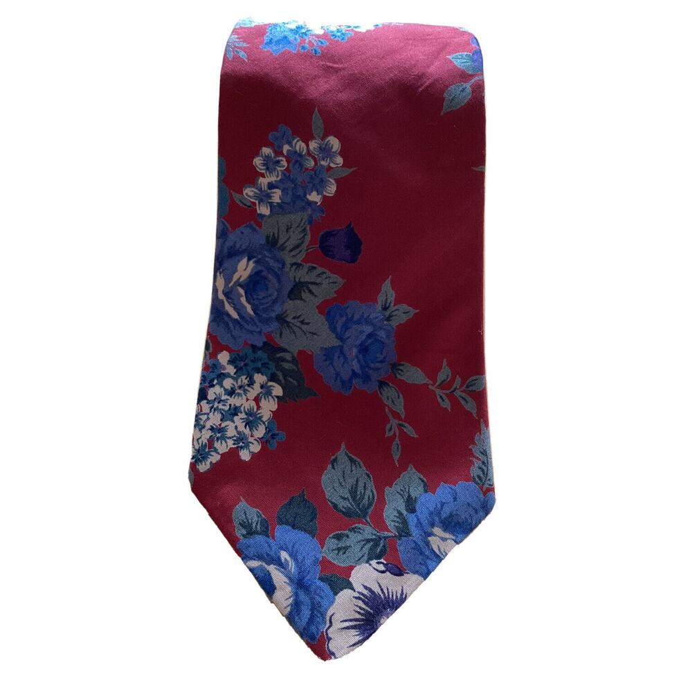 Vintage IZOD Red blue floral Classic Pointed Neck‎ Tie Adult 3 1/2 inch